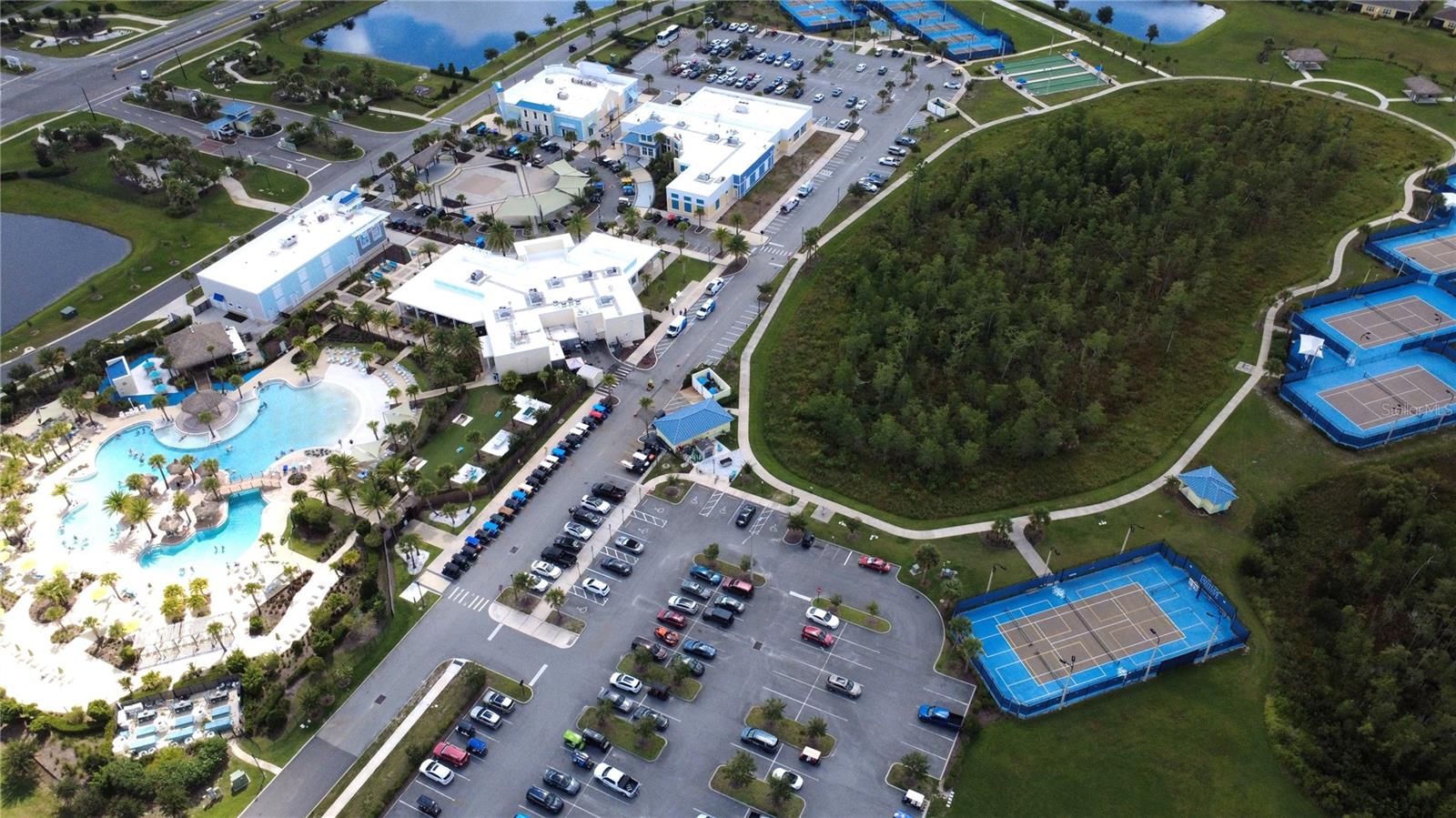422 Coral Reef Way Property Photo 46