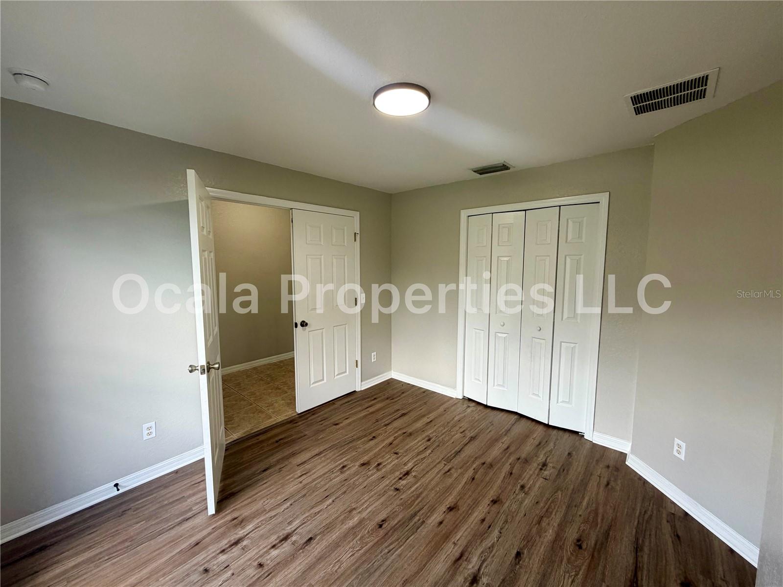 1 Olive Ln Property Photo 6