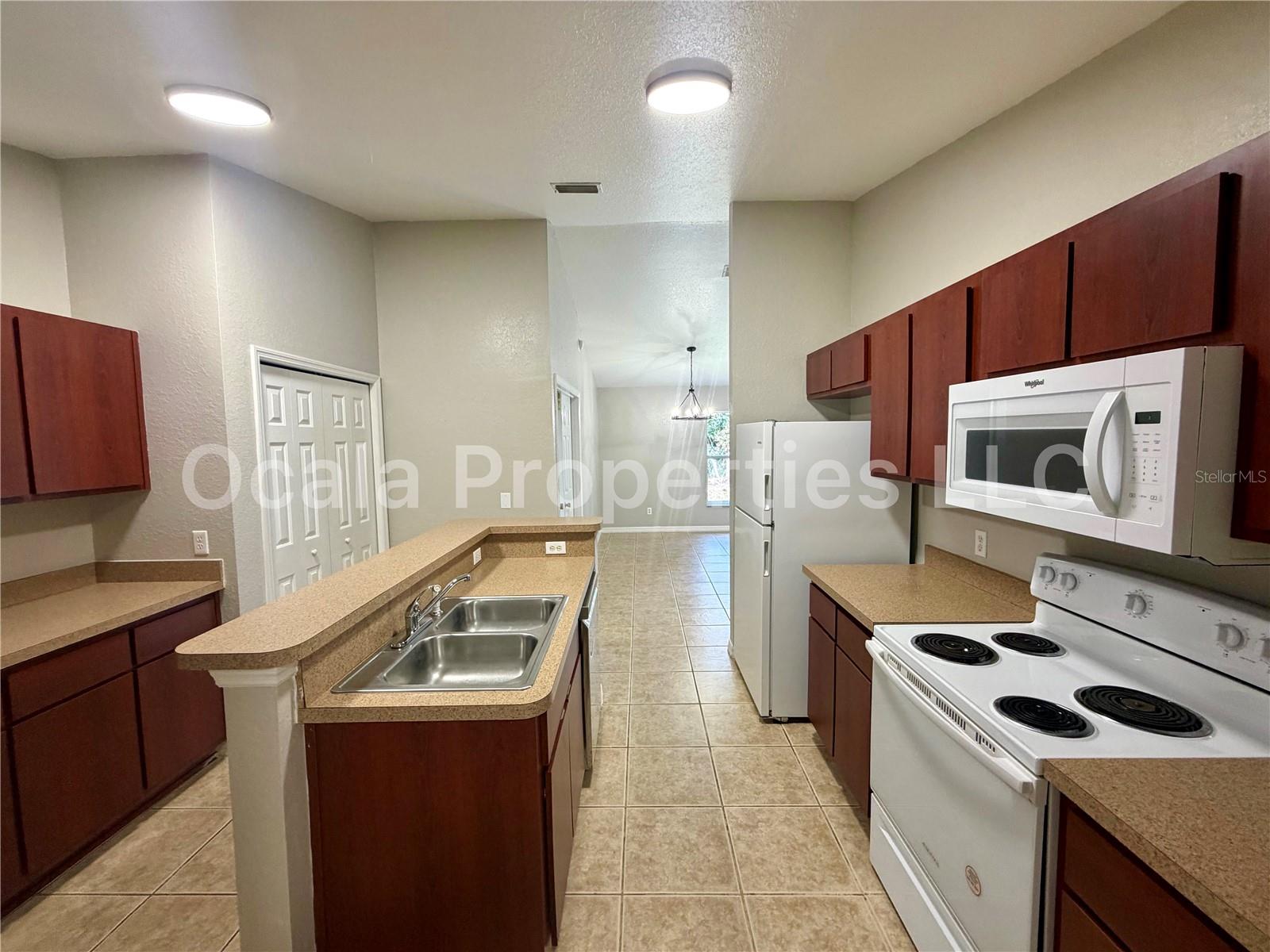 1 Olive Ln Property Photo 20