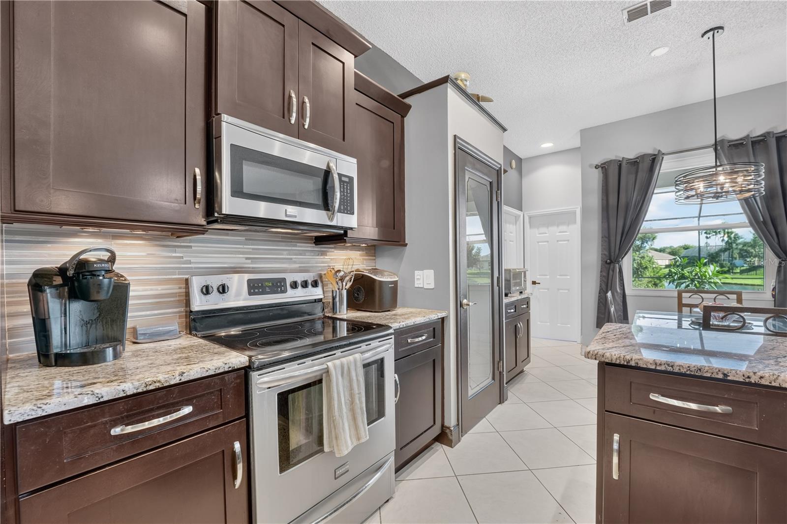 13686 Crystal River Dr Property Photo 8
