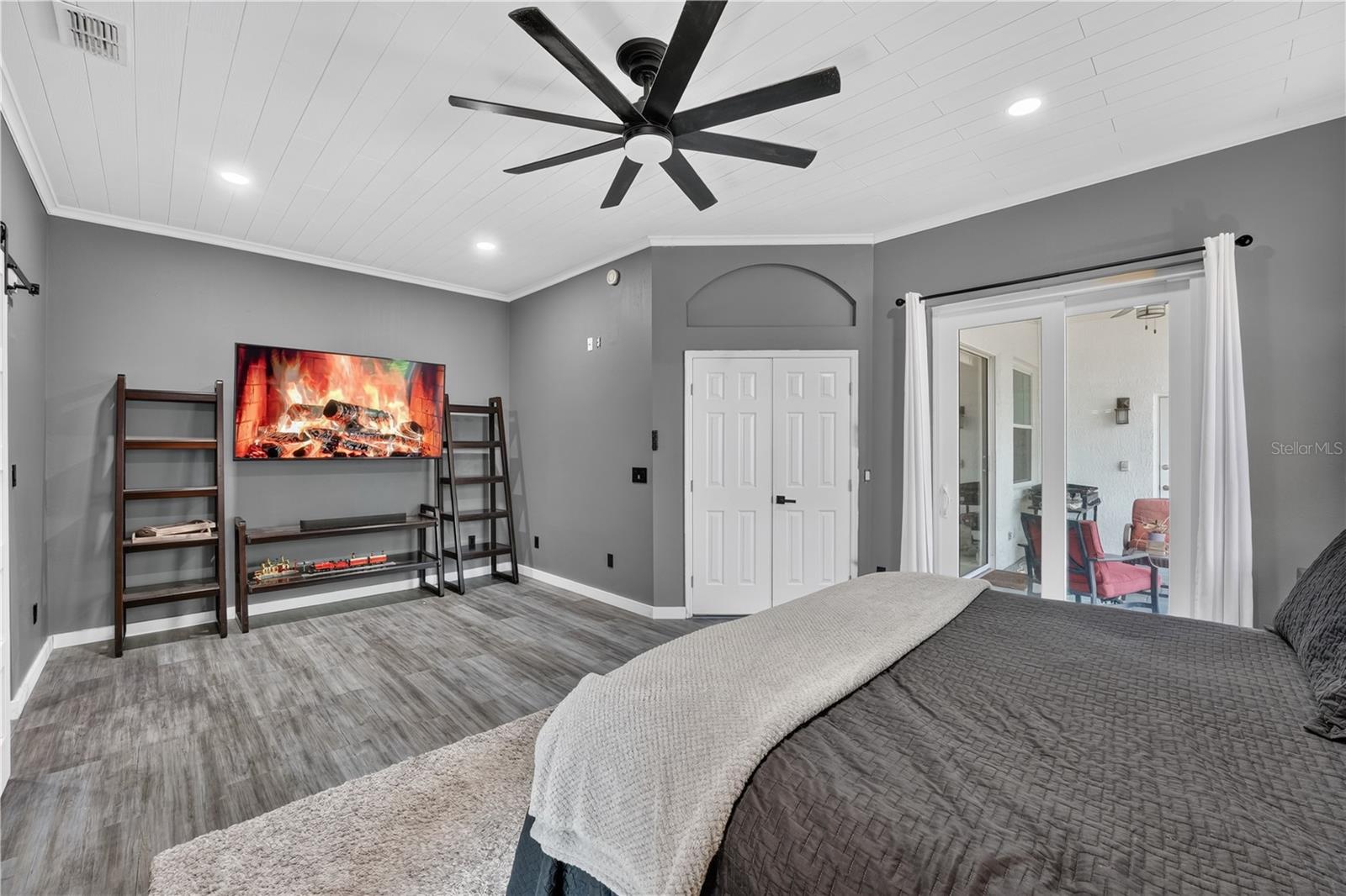 13686 Crystal River Dr Property Photo 29
