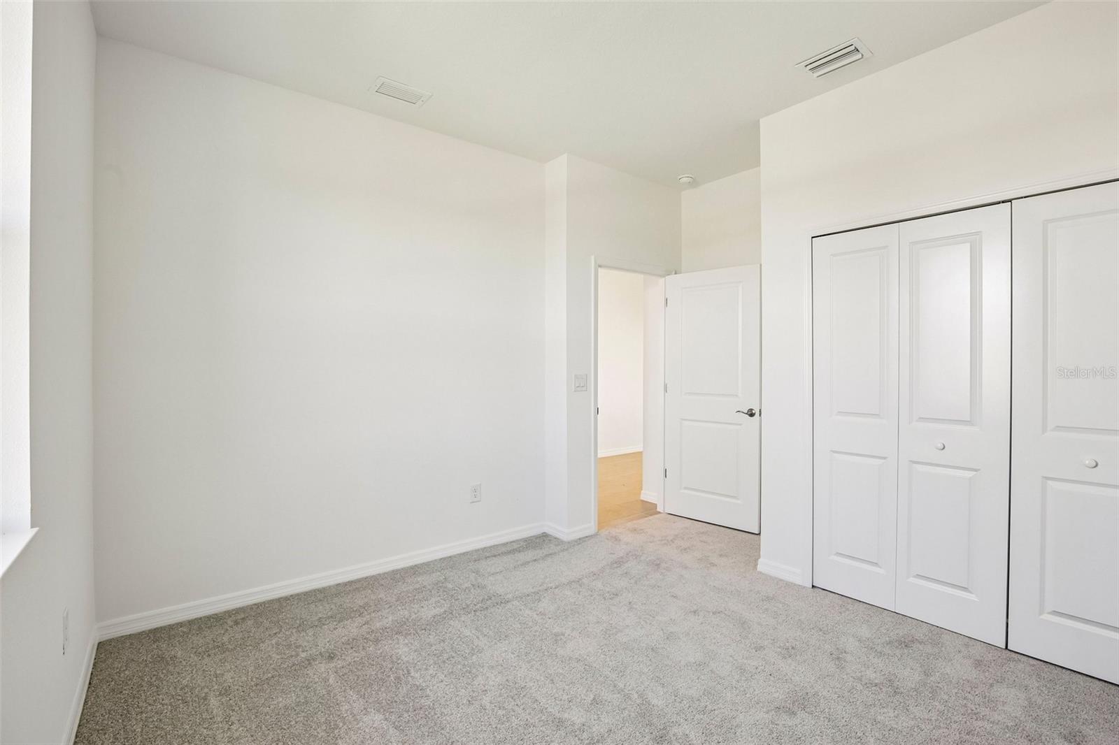 13740 Bertrand Ave Property Photo 13