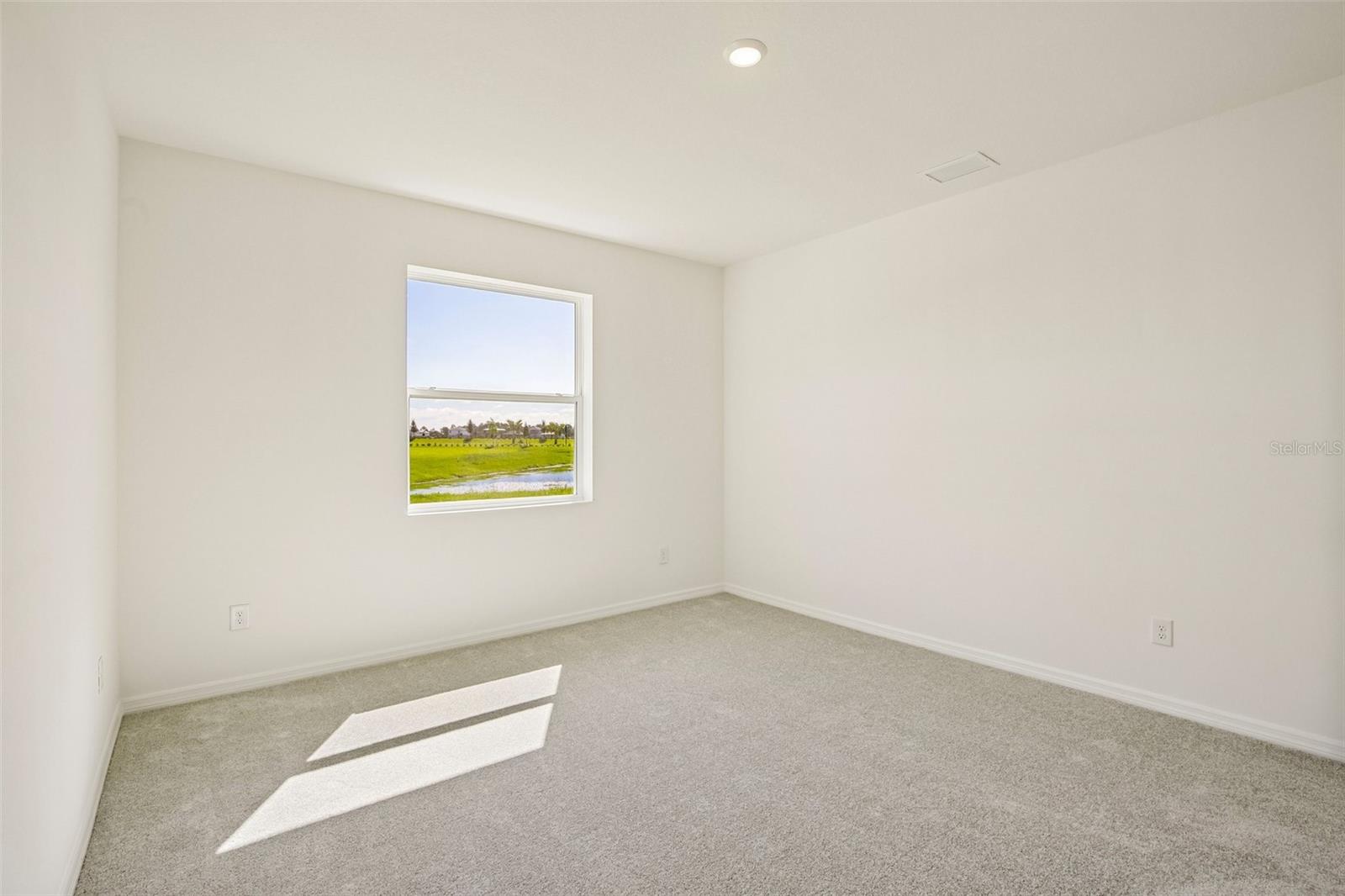 13740 Bertrand Ave Property Photo 18