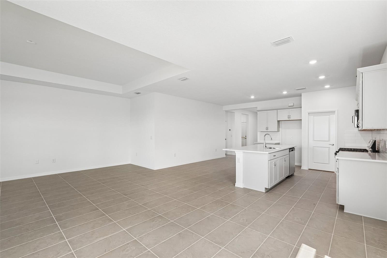 8705 Canard Cv Property Photo 8