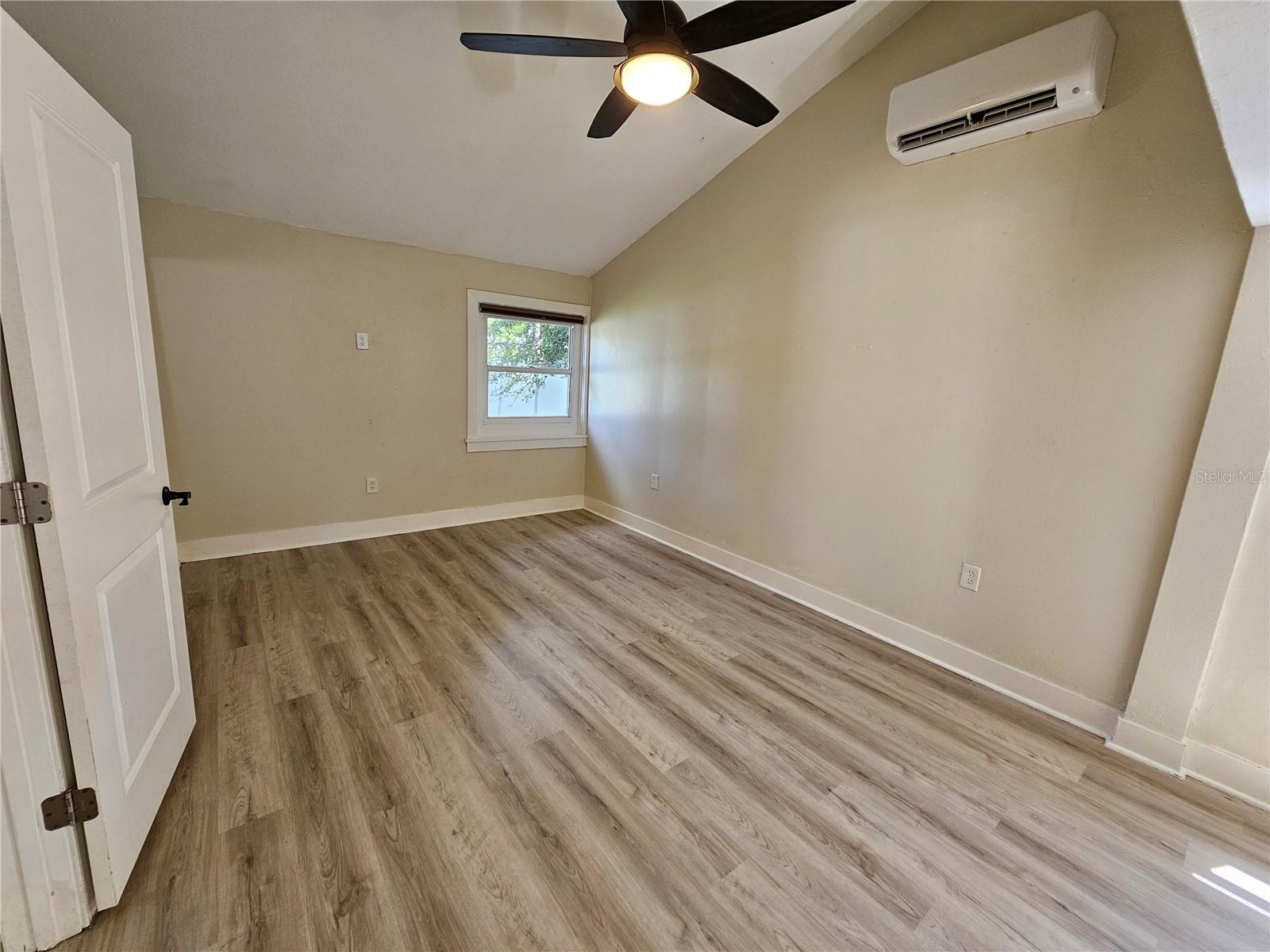 2436 Arapaho St Property Photo 19