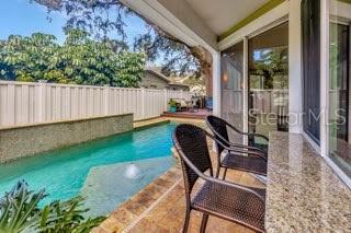 R4911872 Property Photo 4