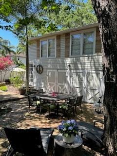 R4911875 Property Photo 2