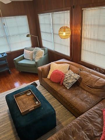 R4911875 Property Photo 7