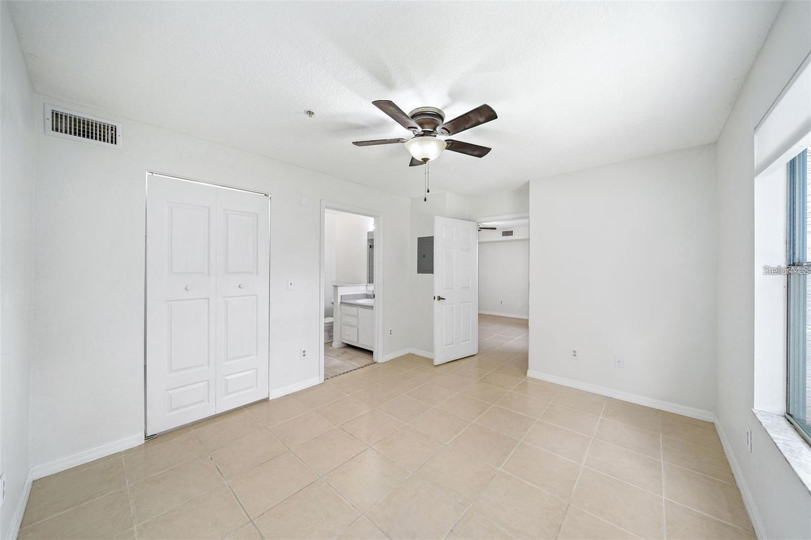 823 Camargo Way #104 Property Photo 10