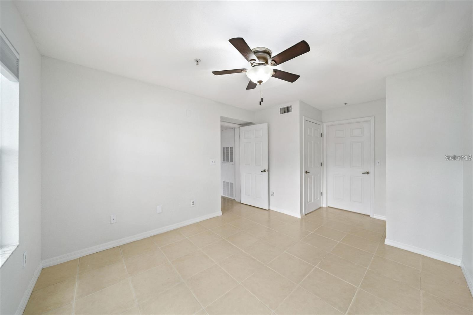 823 Camargo Way #104 Property Photo 14