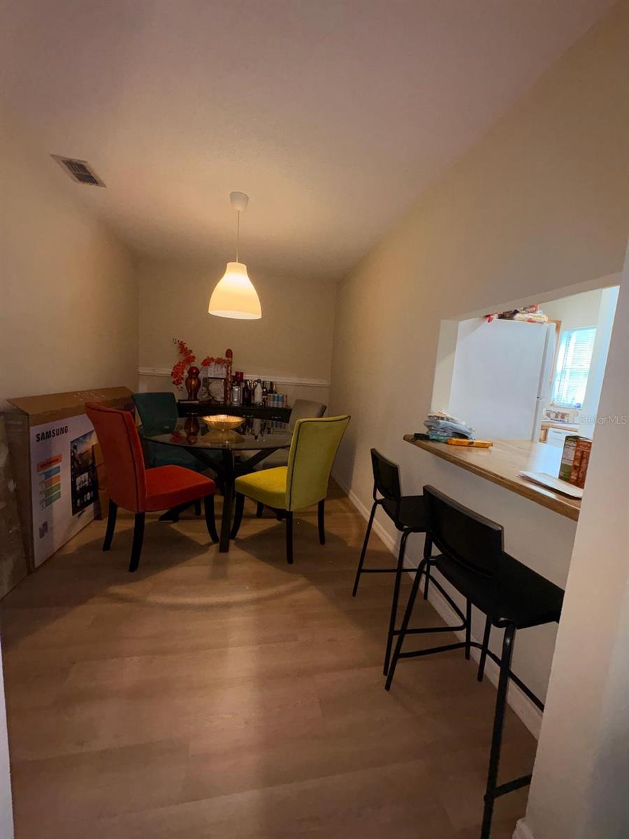 4261 Pershing Pointe Pl #5 Property Photo 5