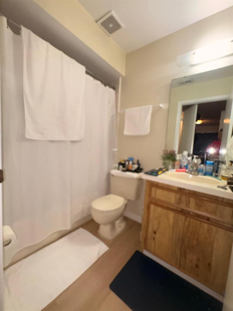 4261 Pershing Pointe Pl #5 Property Photo 13