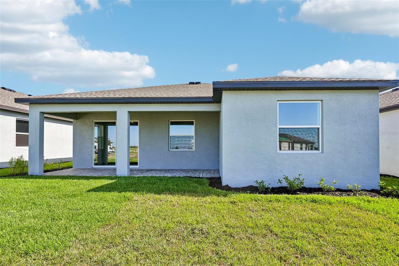 8709 Canard Cv Property Photo 2
