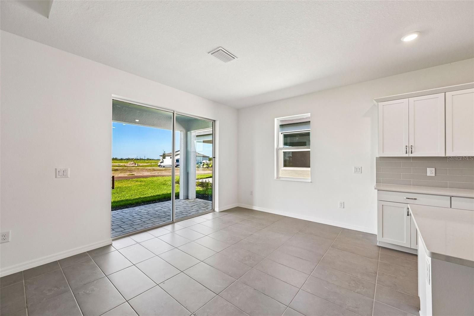 8709 Canard Cv Property Photo 8