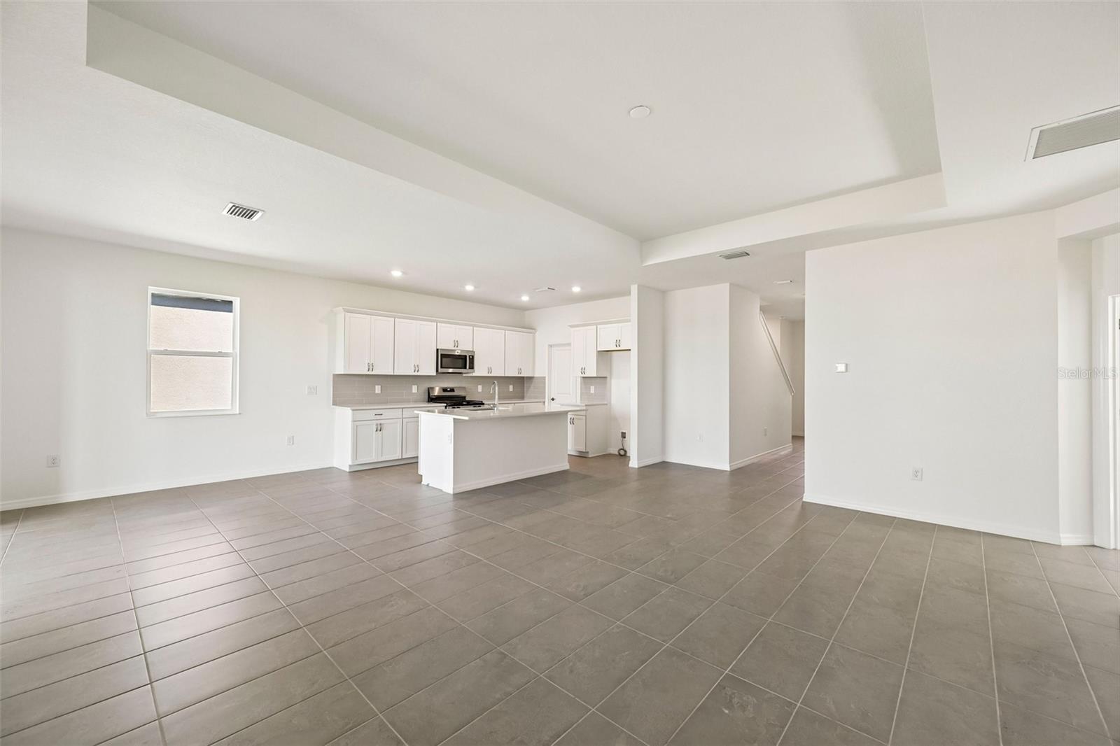 8709 Canard Cv Property Photo 10