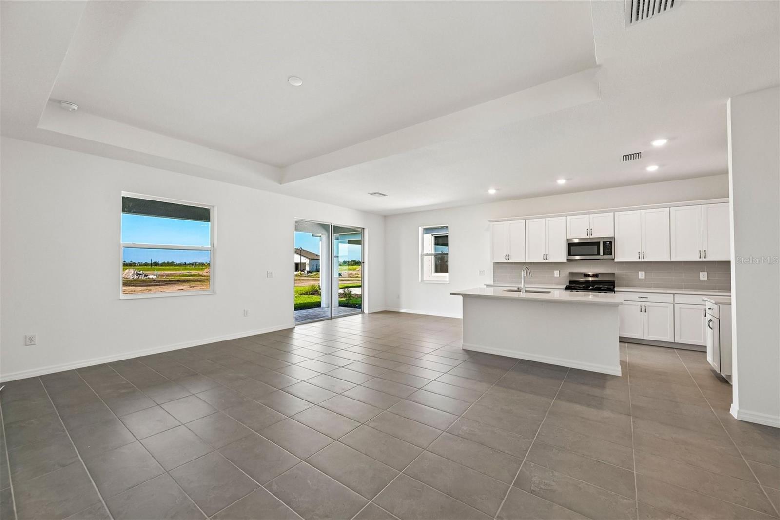 8709 Canard Cv Property Photo 11