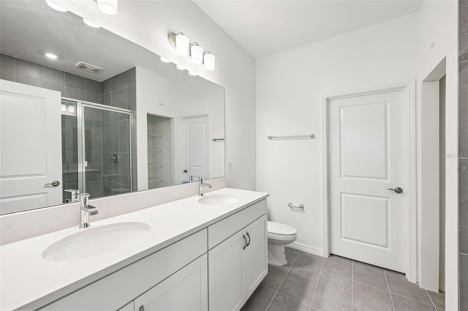 8709 Canard Cv Property Photo 20