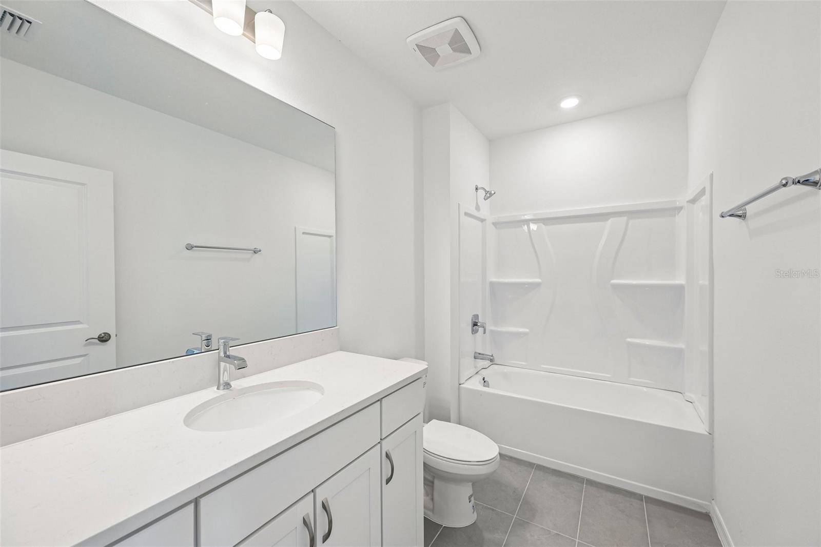 8709 Canard Cv Property Photo 24
