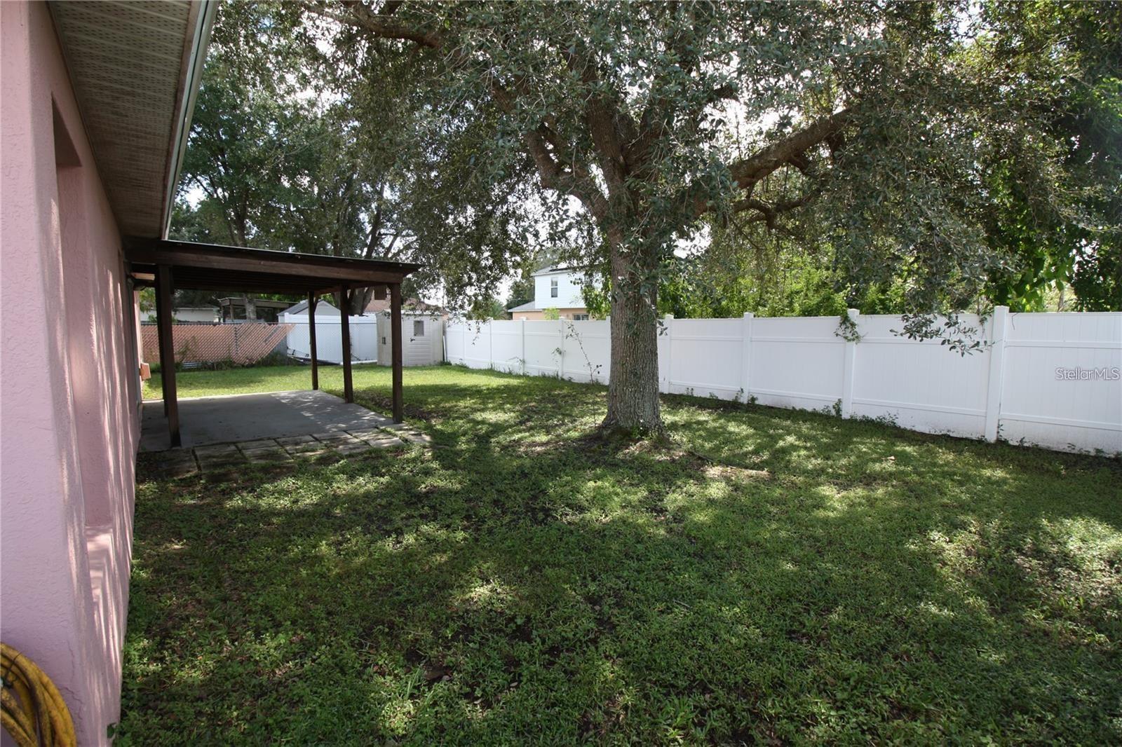222 Churchill Ct Property Photo 16