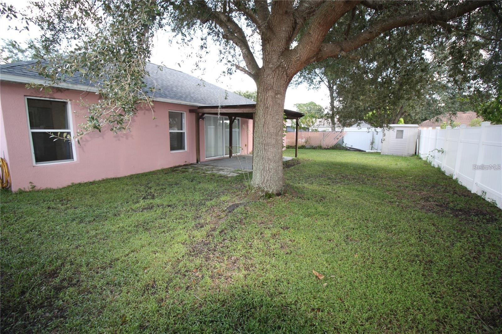 222 Churchill Ct Property Photo 17