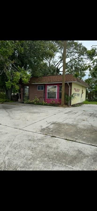 124 N 10TH ST