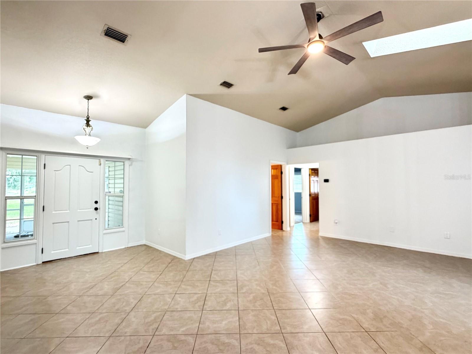 24 Teak Way Property Photo 6