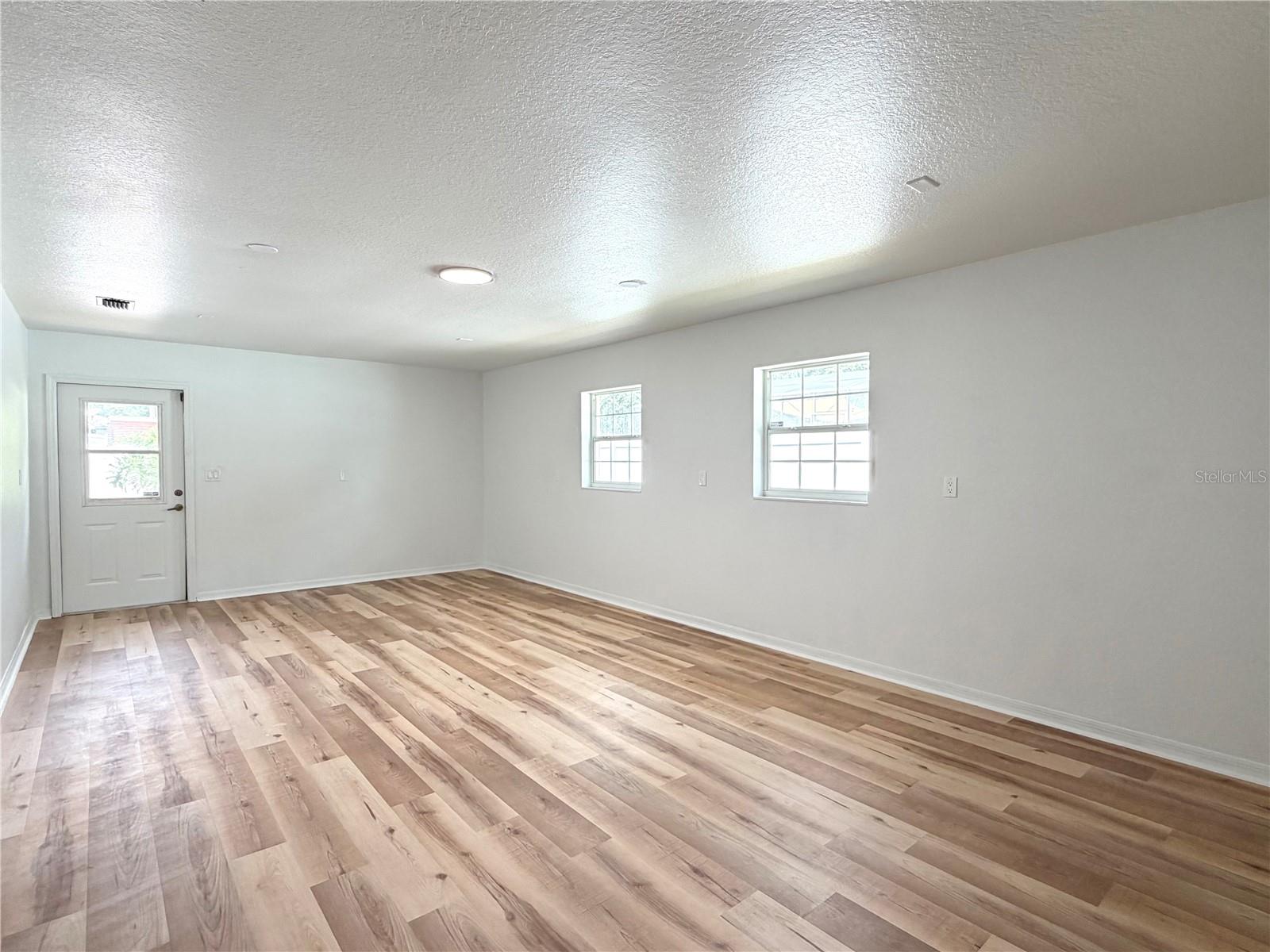 24 Teak Way Property Photo 16
