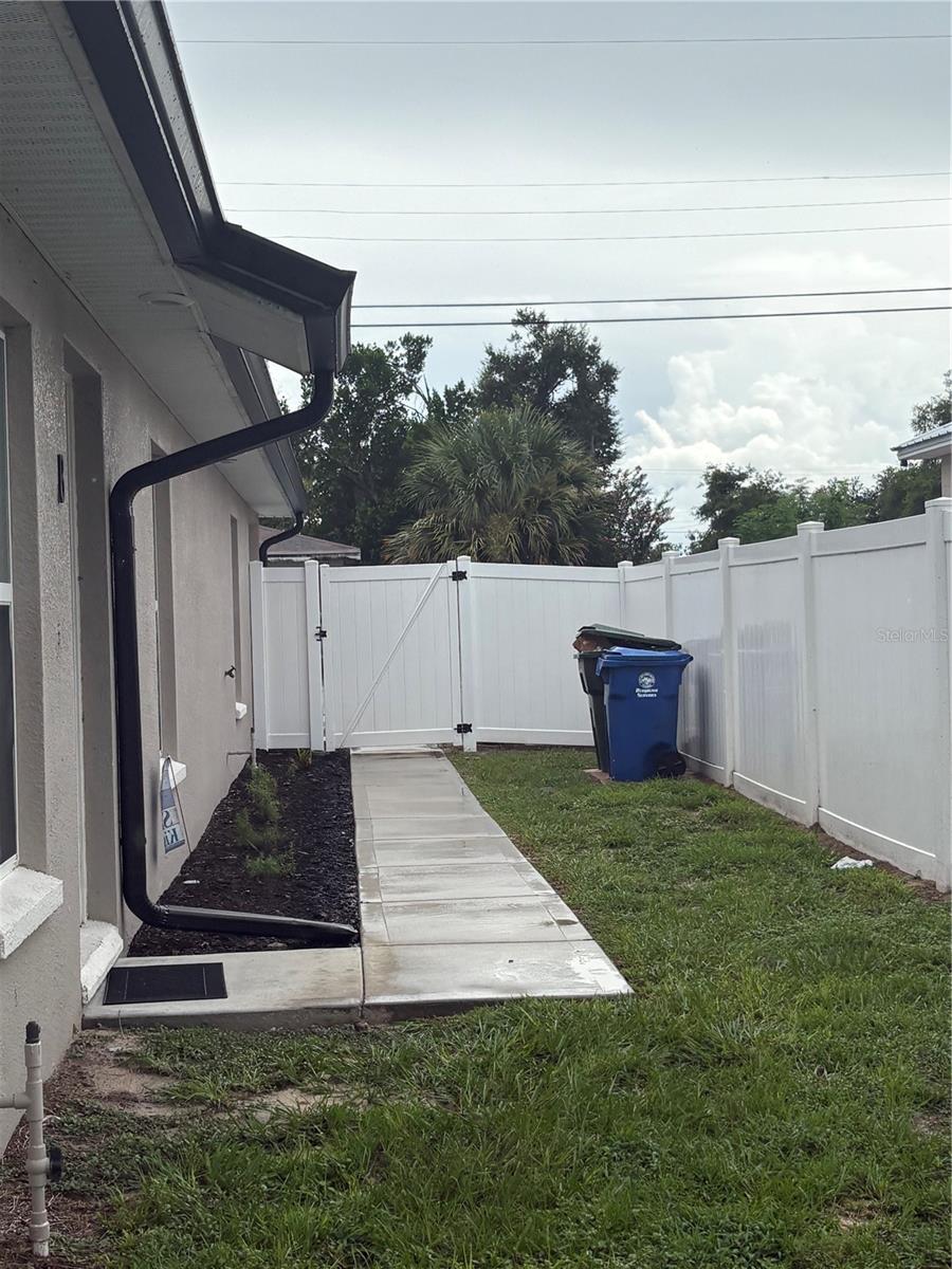 650 E Grapefruit Ave Property Photo 10