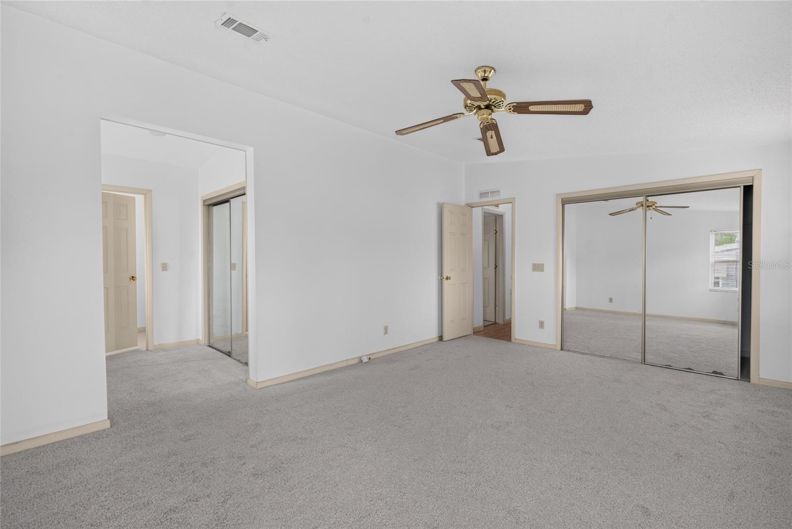 1506 Hillcrest Dr Property Photo 19