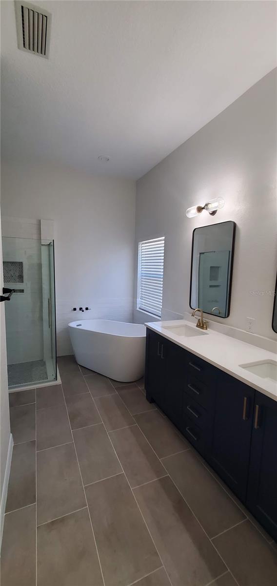 5231 Highbury Cir Property Photo 13