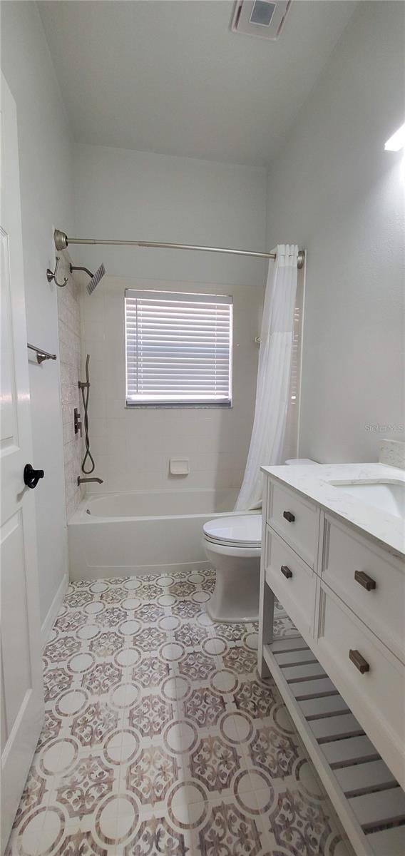 5231 Highbury Cir Property Photo 16