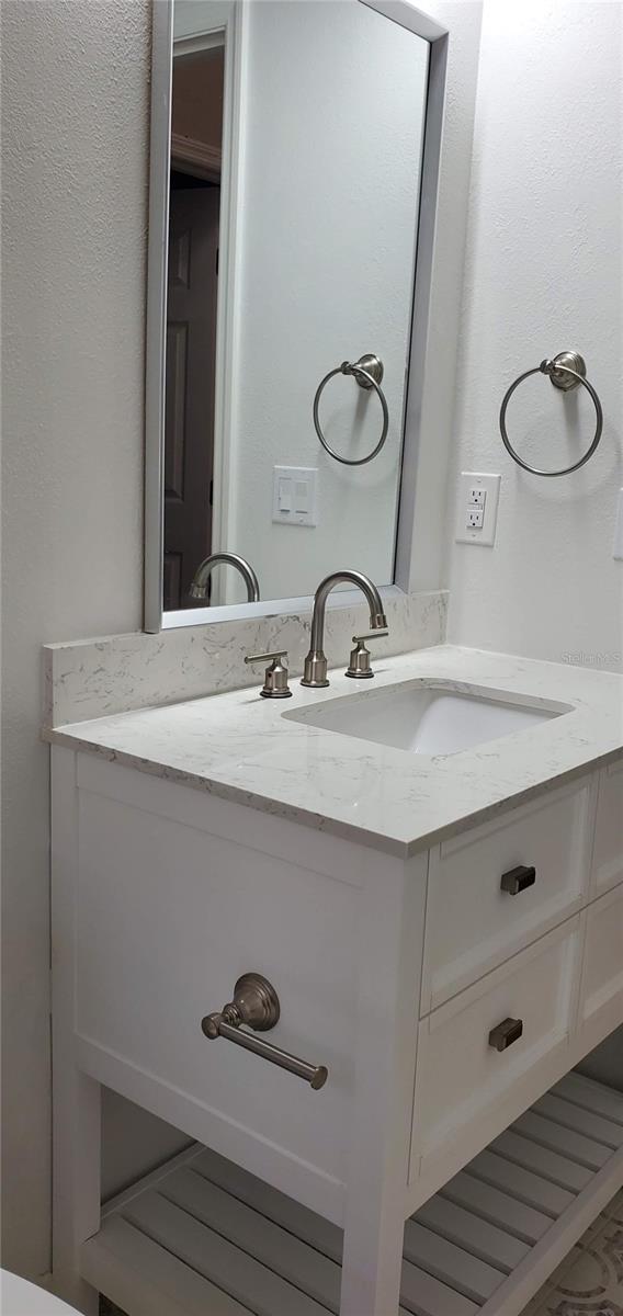 5231 Highbury Cir Property Photo 17