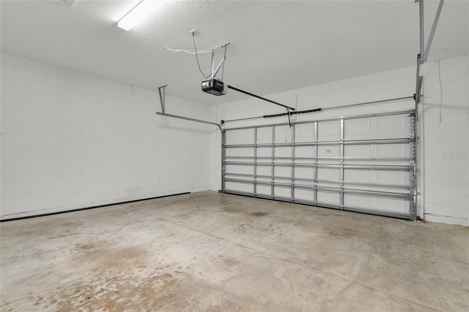 2577 Ocoee Reserve Ct Property Photo 31