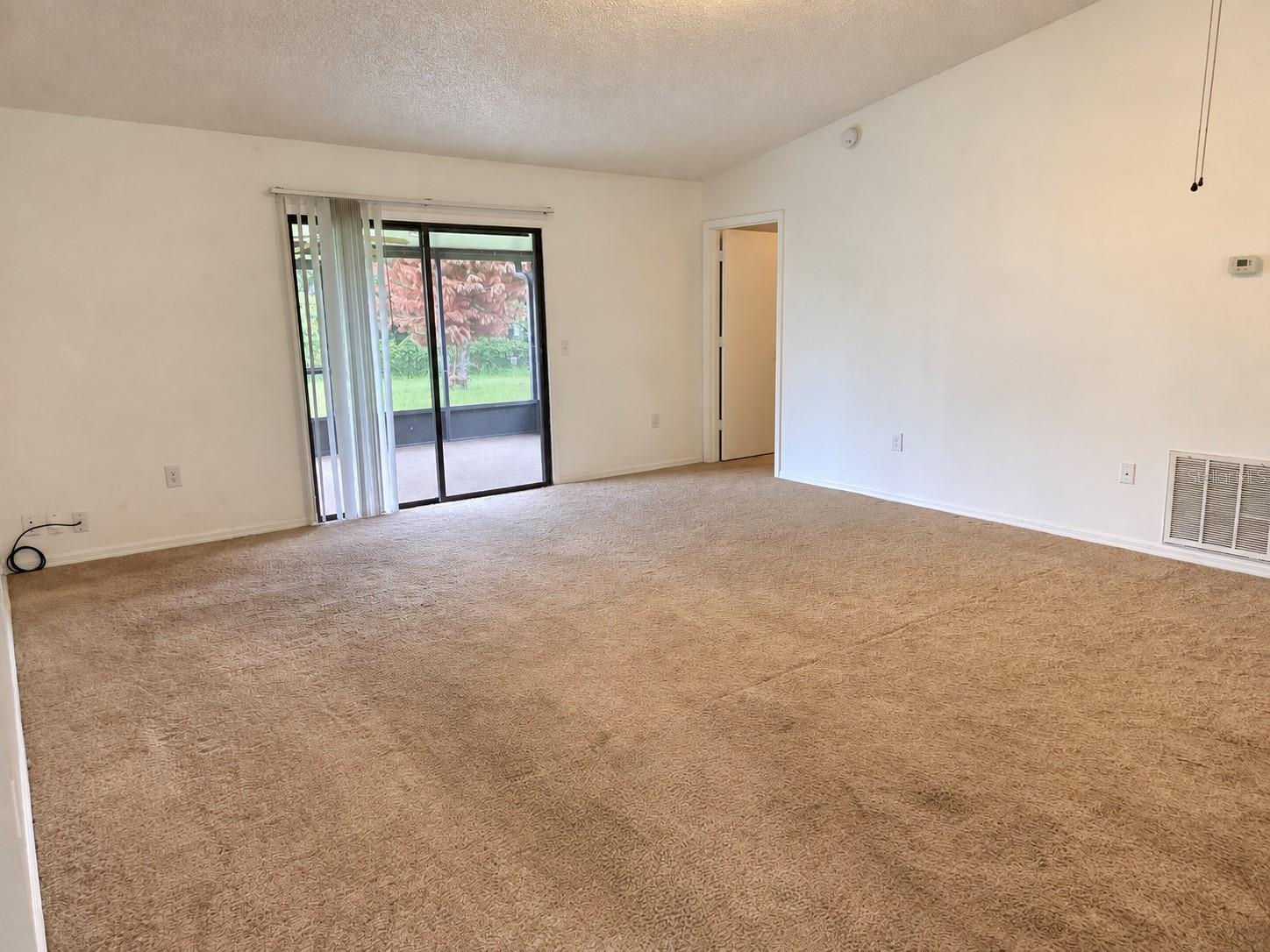 2581 Albury Ave Property Photo 2