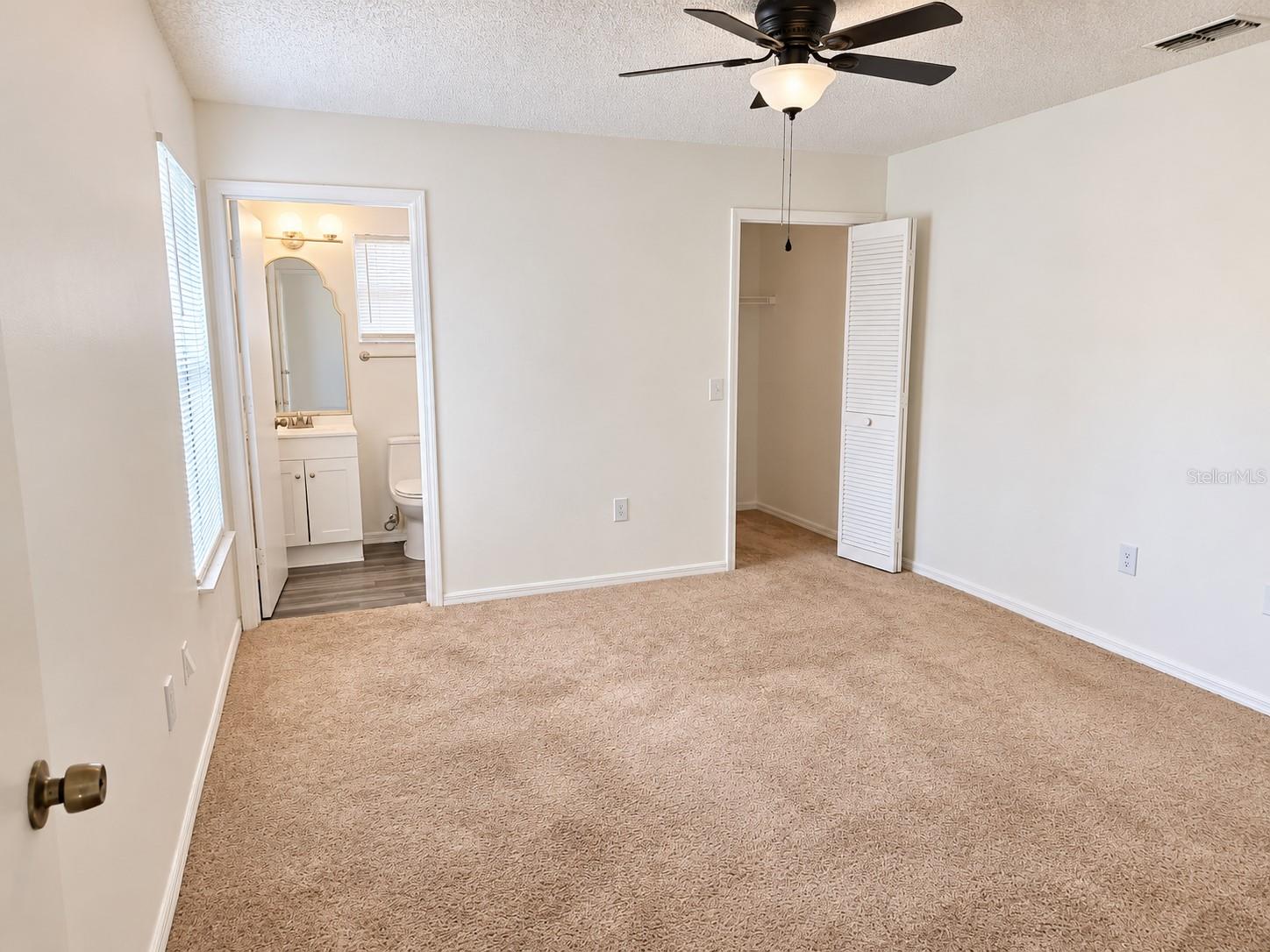 2581 Albury Ave Property Photo 5
