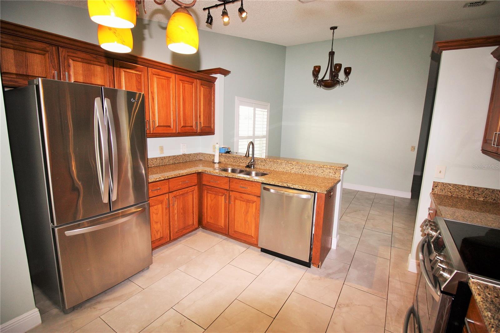 10105 Marguex Dr Property Photo 2