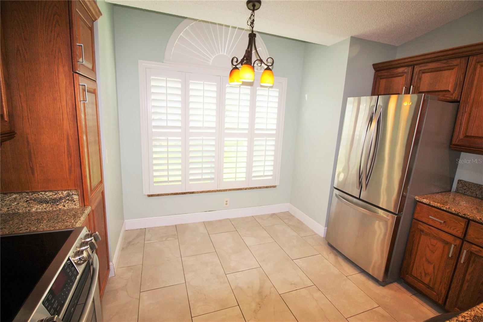 10105 Marguex Dr Property Photo 3