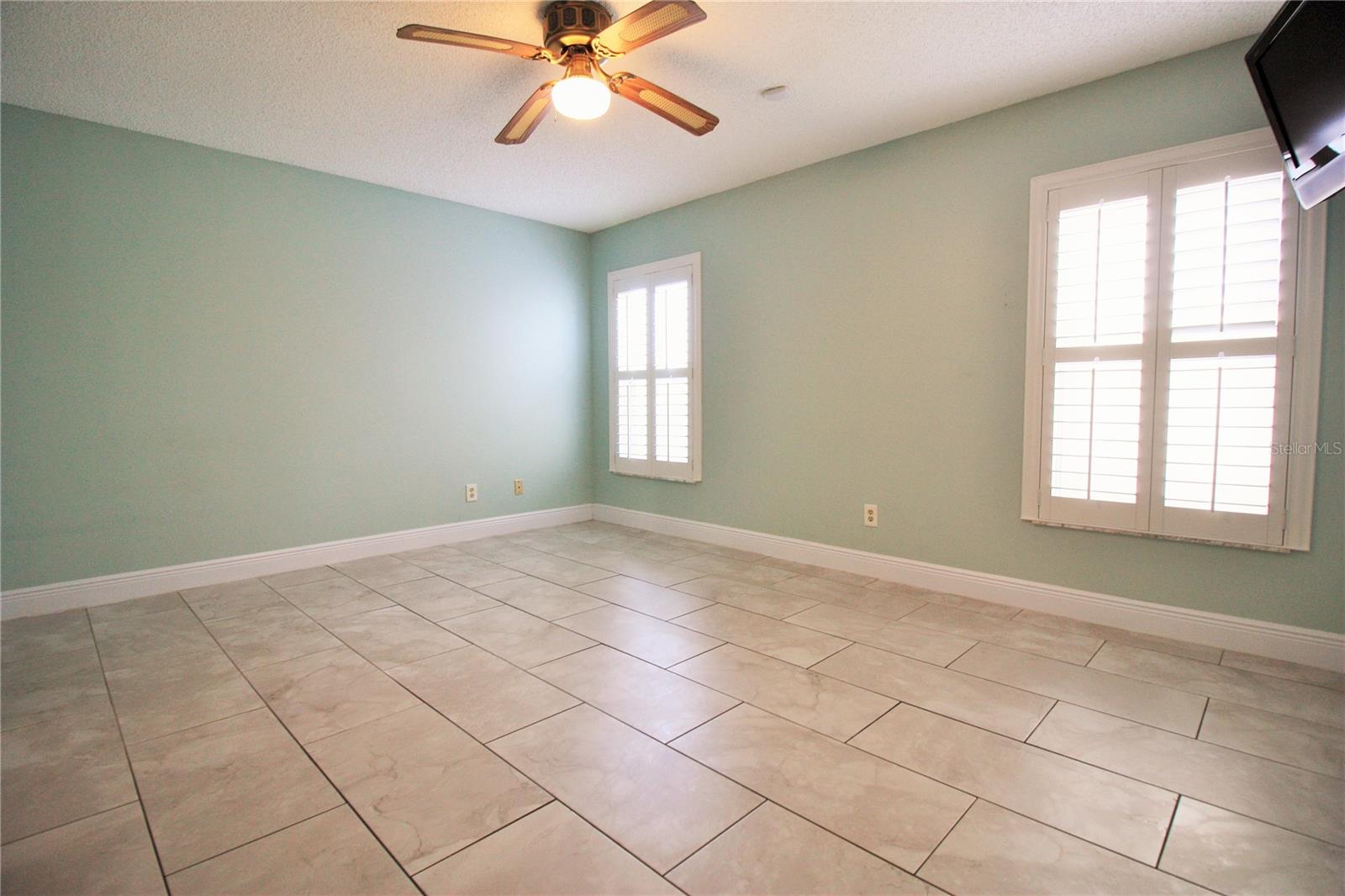 10105 Marguex Dr Property Photo 8