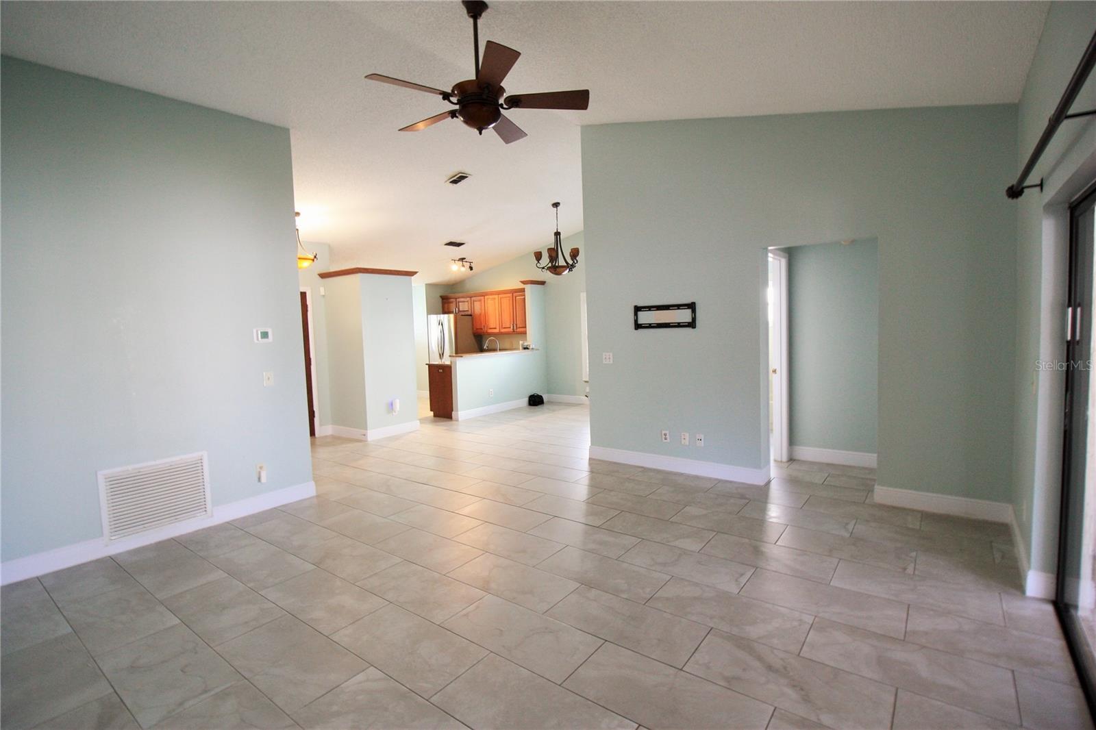 10105 Marguex Dr Property Photo 9