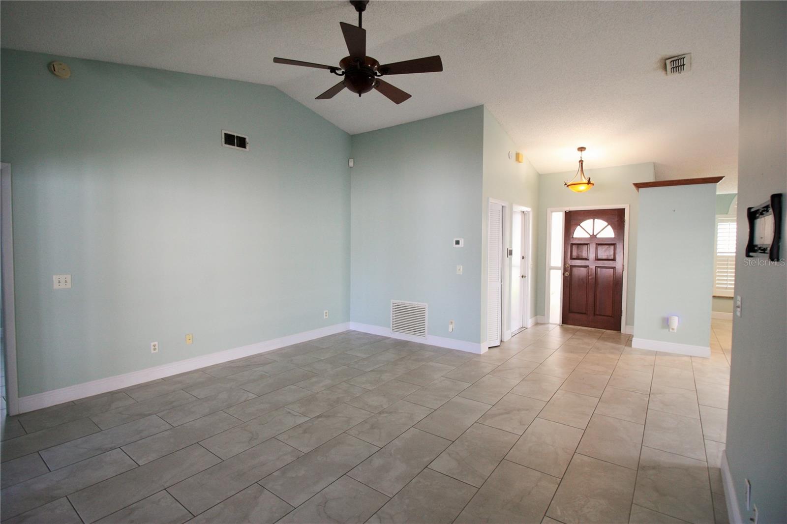 10105 Marguex Dr Property Photo 10