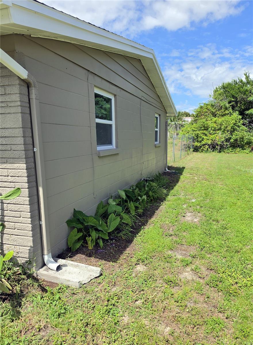 3647 Bigelow Dr Property Photo 22