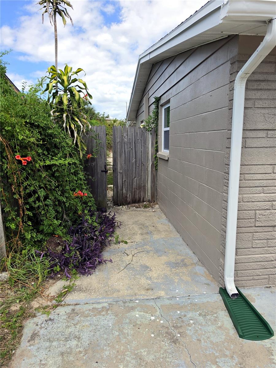 3647 Bigelow Dr Property Photo 23