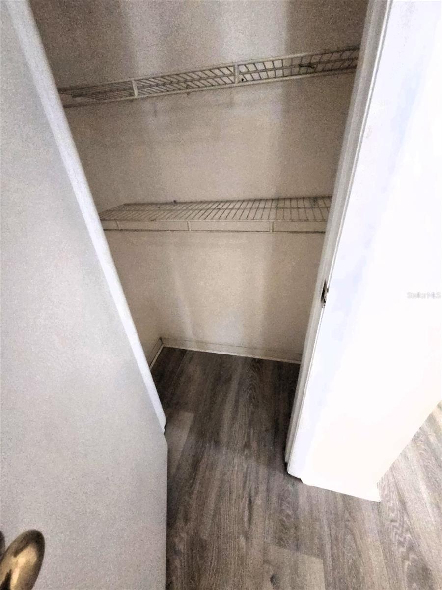 617 W Howry Ave Property Photo 9