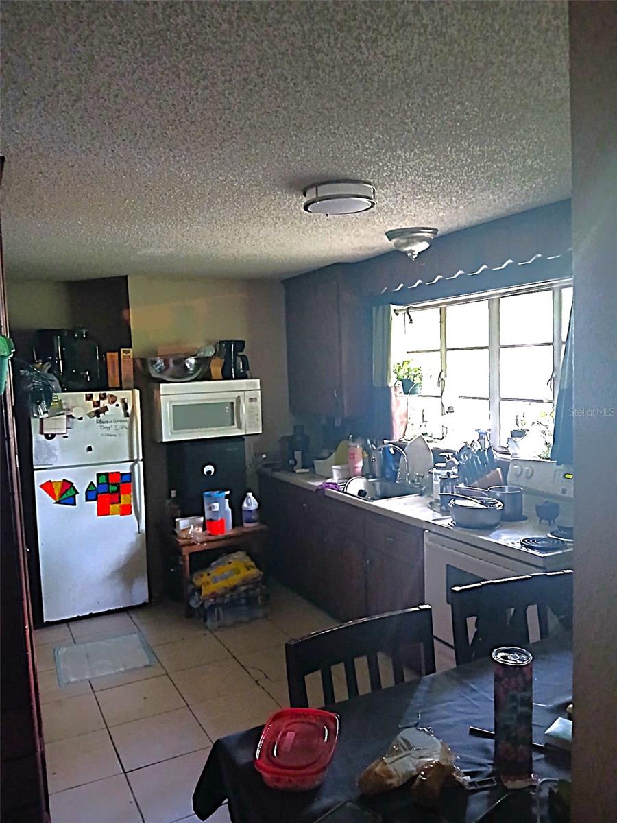 617 W Howry Ave Property Photo 13