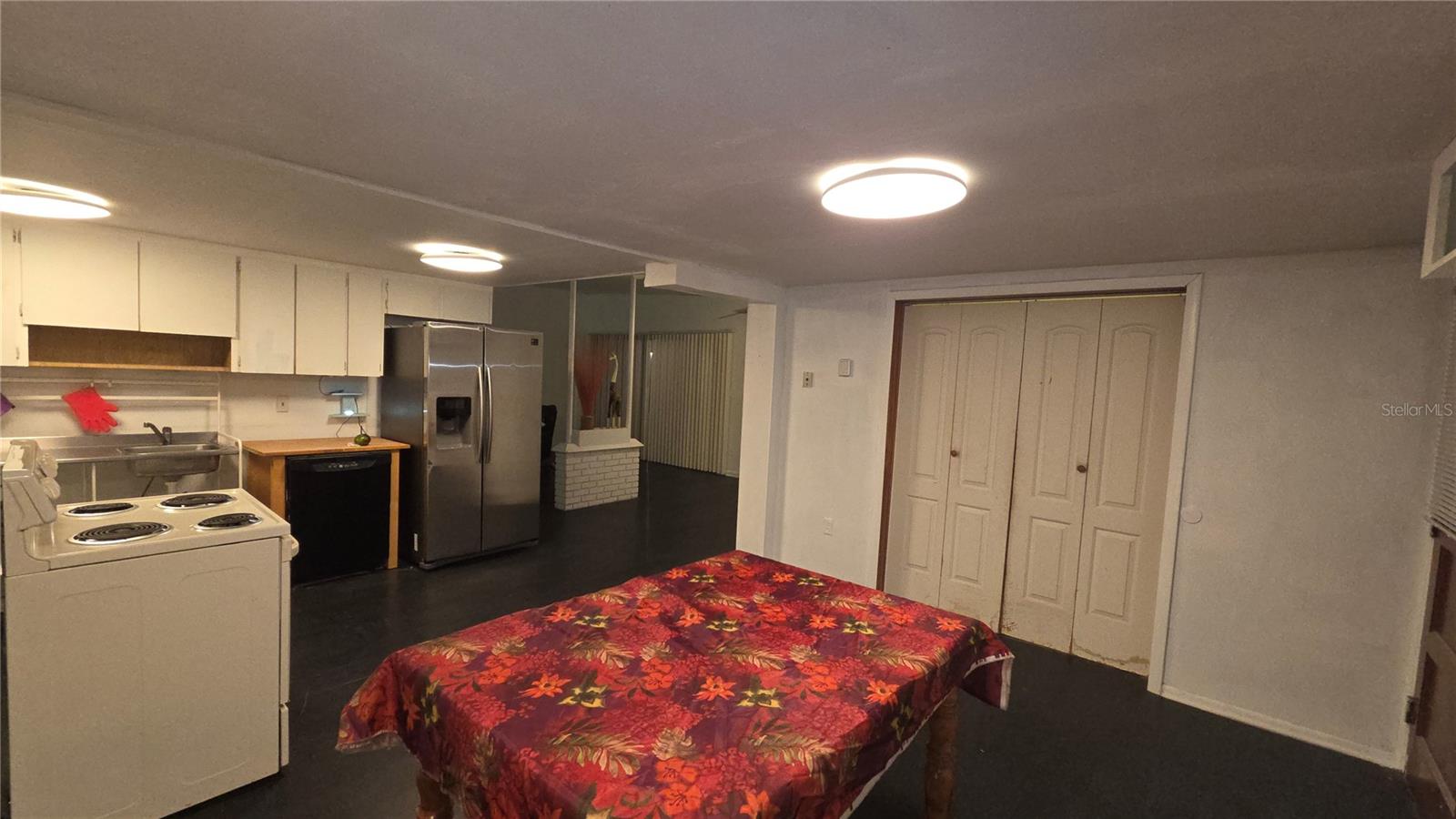 7419 Nolton Way Property Photo 4