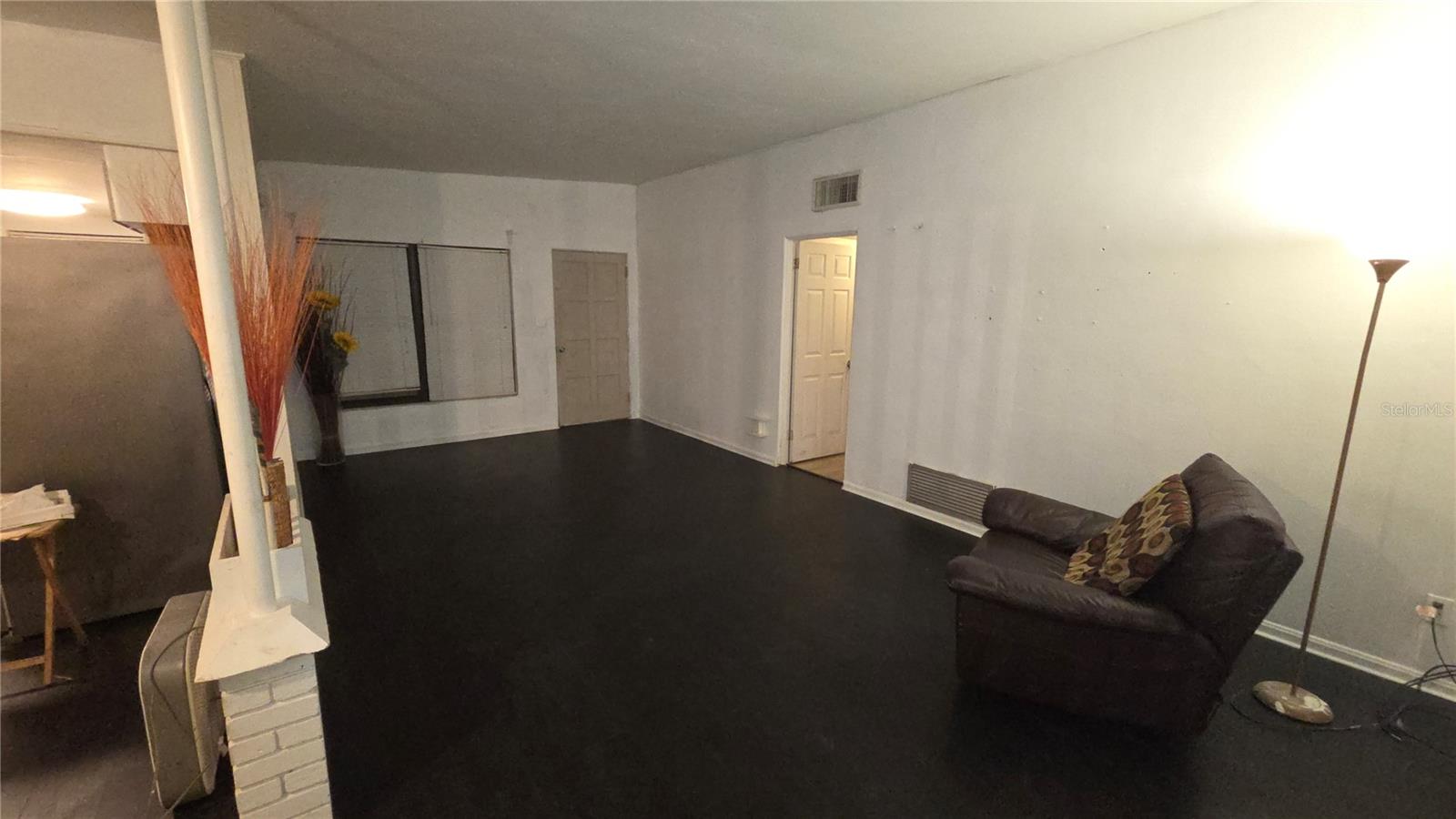 7419 Nolton Way Property Photo 8