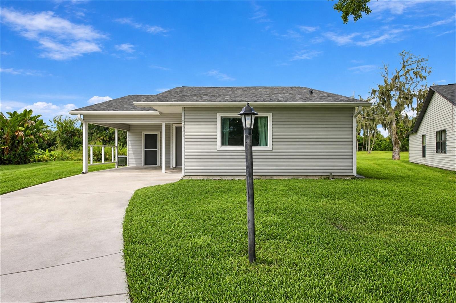 5522 82nd Avenue Dr E Property Photo 3