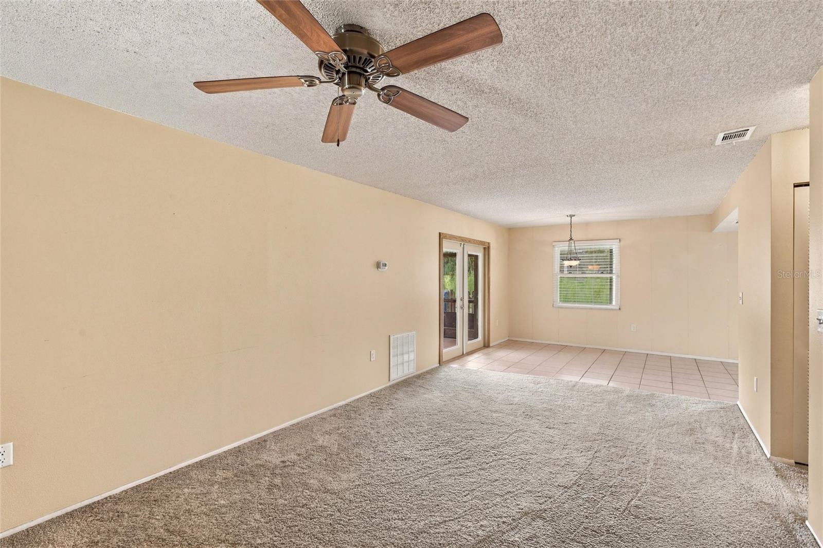 5522 82nd Avenue Dr E Property Photo 4