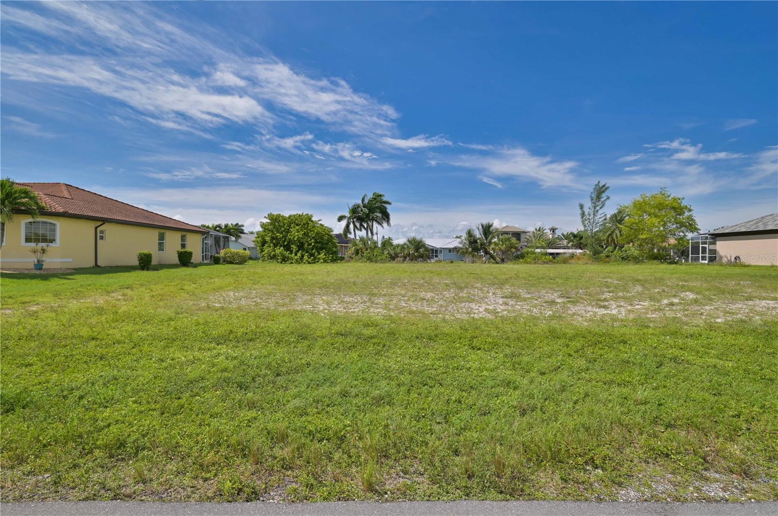 3818 Sw 19th Pl Property Photo 1