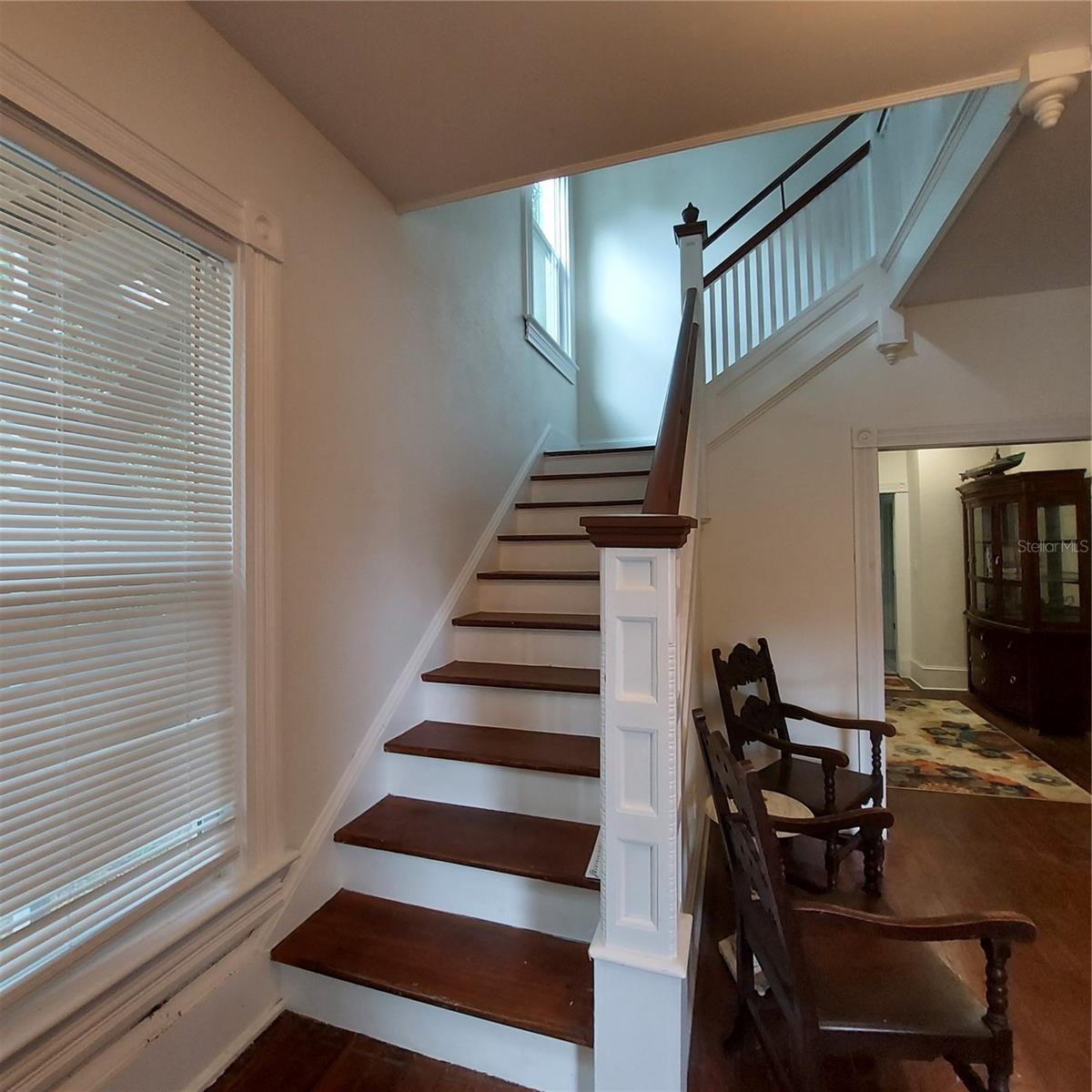 331 W New York Ave Property Photo 12